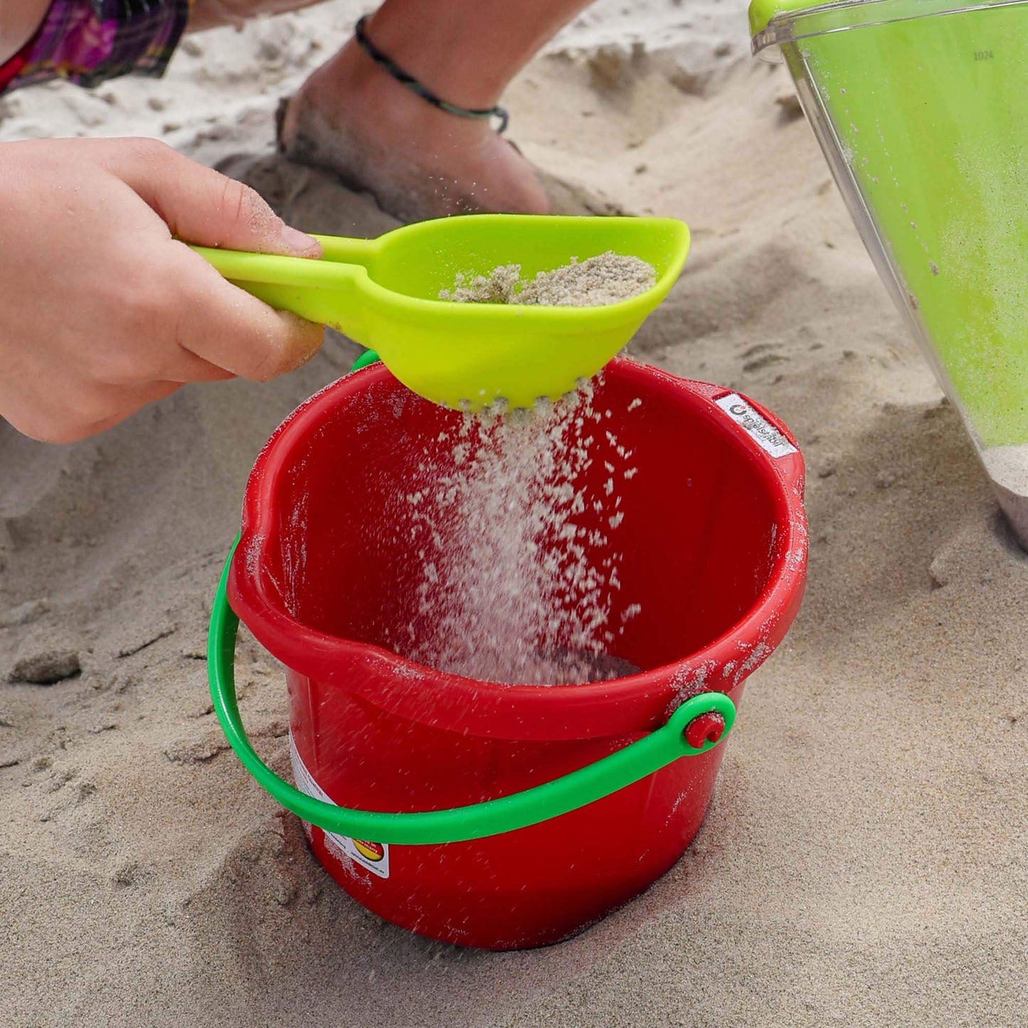 Spilling Funnel Sand and Water Mixing Toy