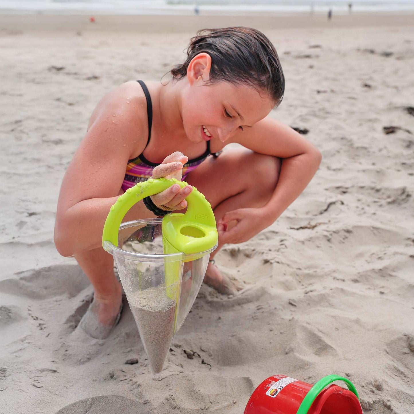 Spilling Funnel Sand and Water Mixing Toy
